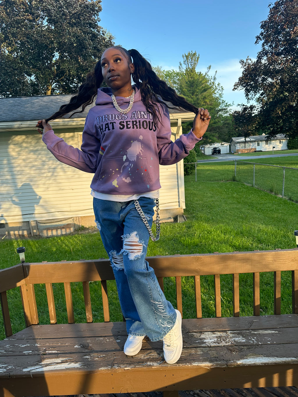 “Drugs Ain’t That Serious” - Hoodie